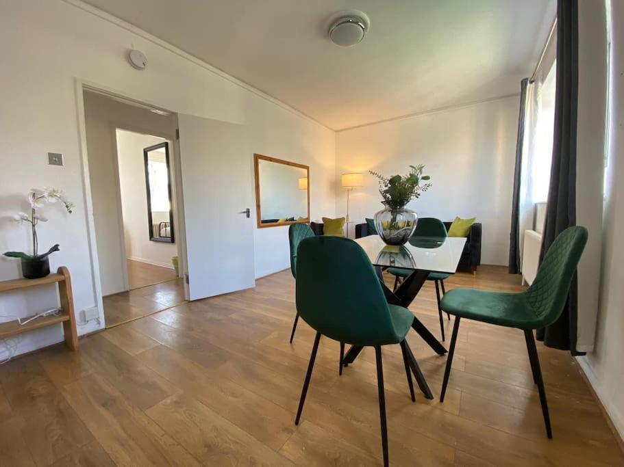 Апартаменты Charming Retreat In Pimlico Лондон Экстерьер фото